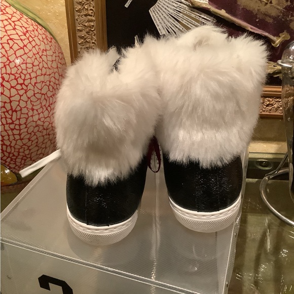 2Star high top sneakers with fur. - Picture 6 of 8